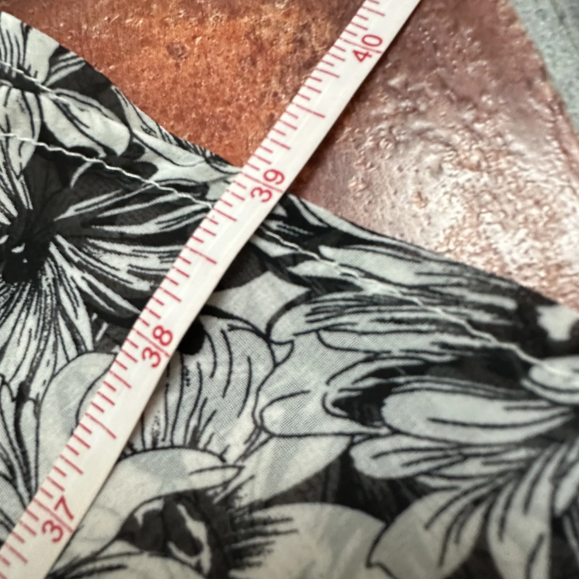 Show Me Your Mumu Black/White Floral Lined Maxi Skirt Size Medium - Image 6