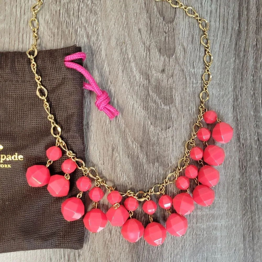 Kate Spade New York Gold Tone Faceted Salmon Resin Dangles Necklace - Image 15