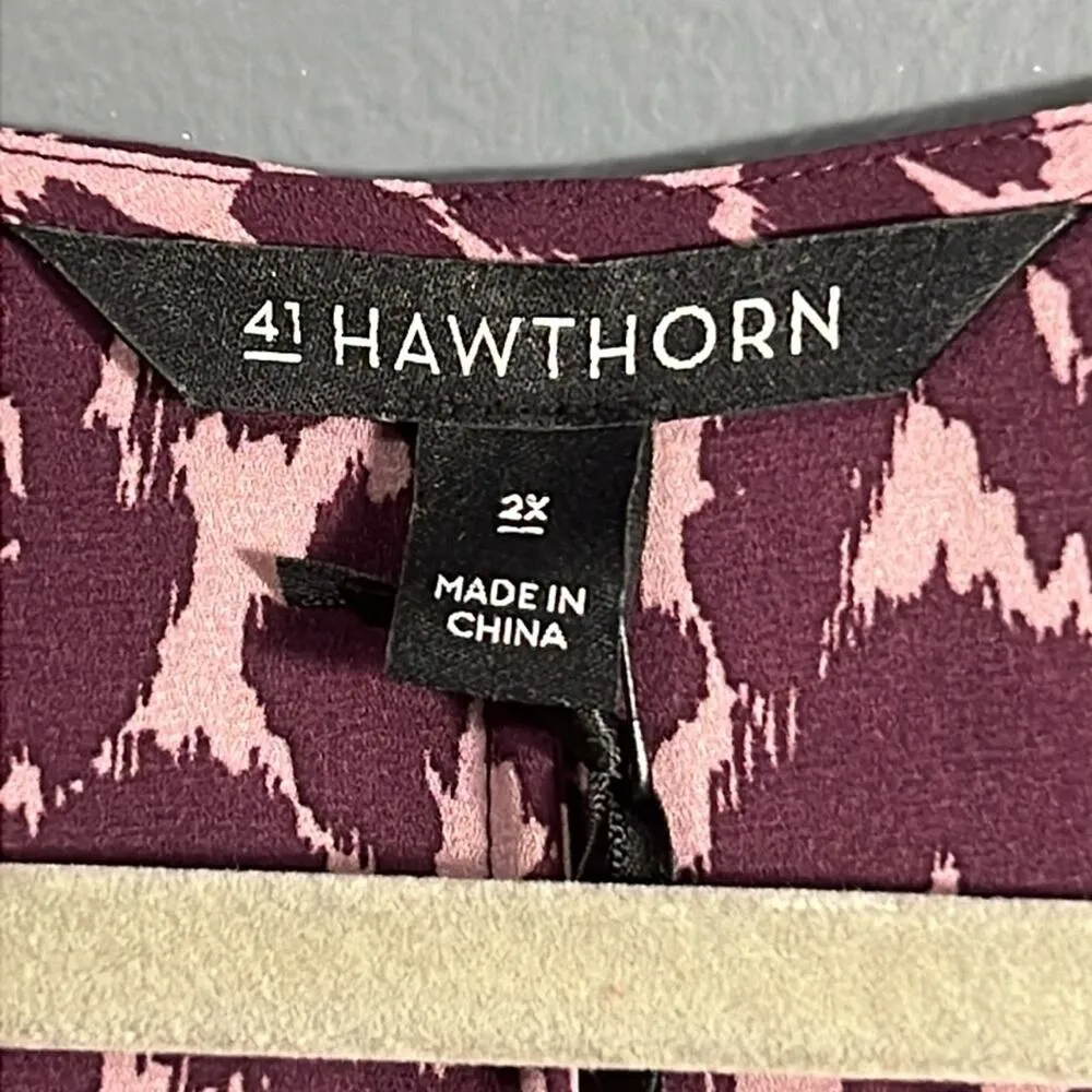 41 hawthorn women’s size 2X pullover sleeveless burgundy animal print top v - Image 4
