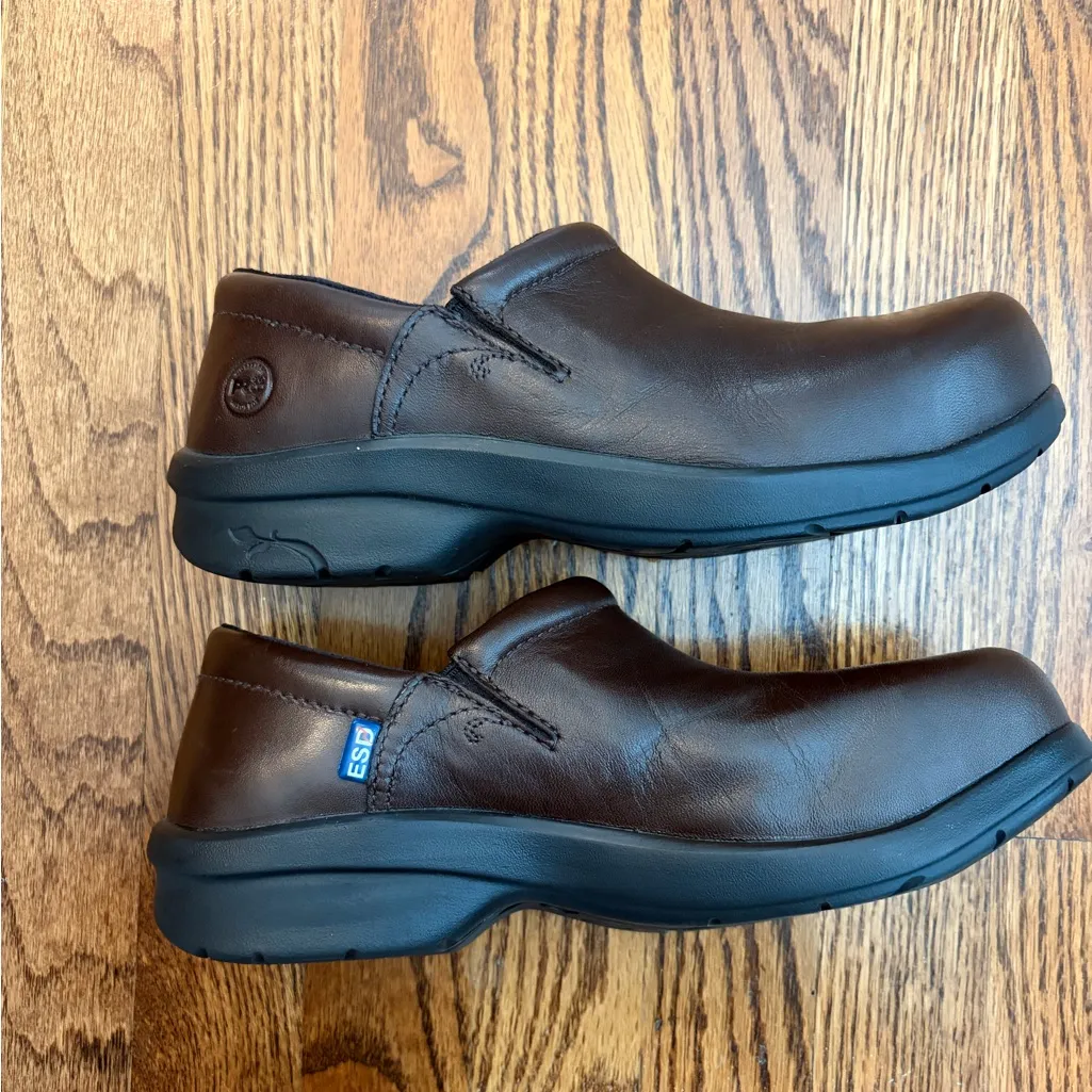 Timberland PRO Women’s Newbury Casual Alloy Toe Work Clogs Brown 8 Medium - Image 5