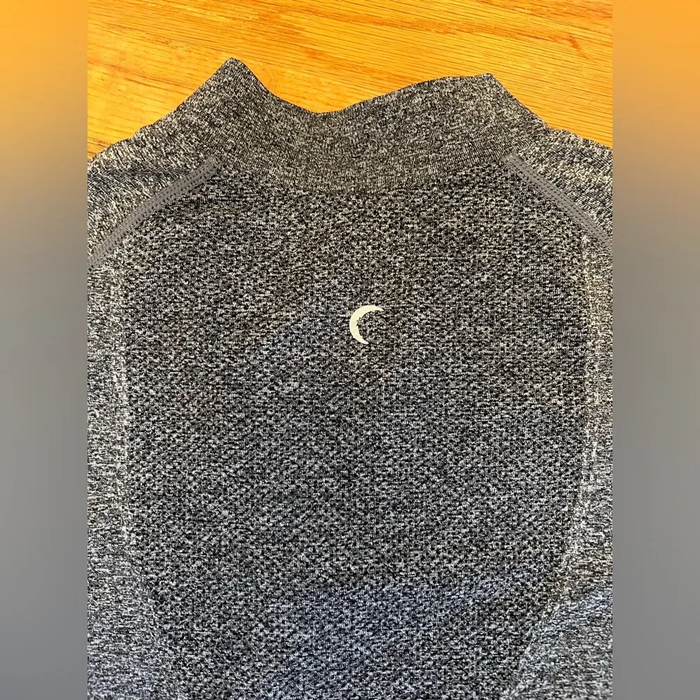 Zyia active fog performance quarter zip long sleeve pullover size small - Image 6