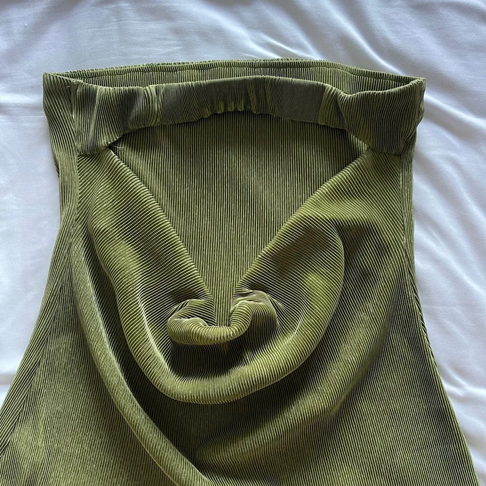 Cover Girl Two Piece Set in Olive - Image 5