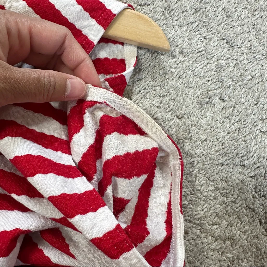 Escada Women’s Sleeveless Top Textured Wave Striped V - Image 16