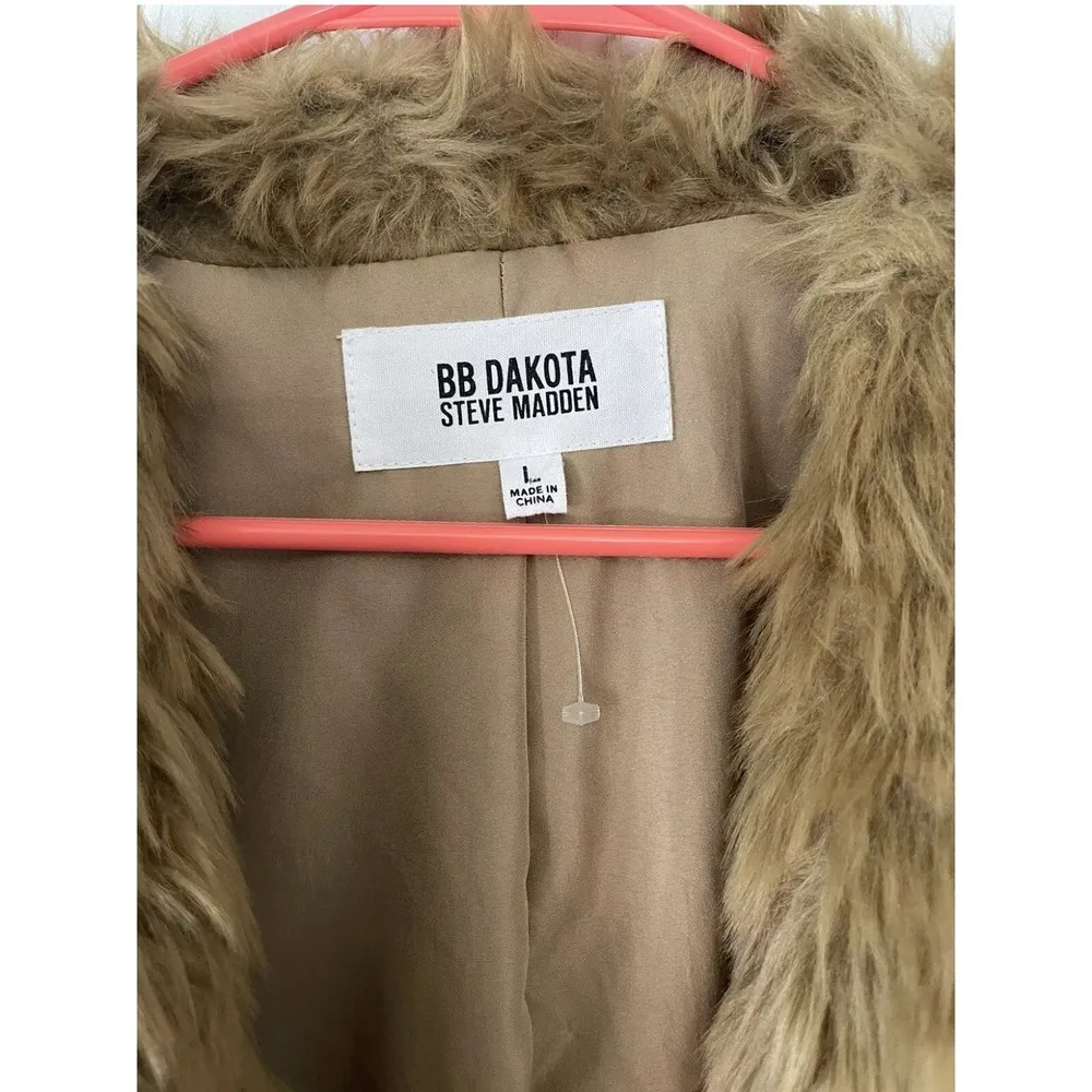 BB Dakota by Steve Madden Shag Faux Fur Taupe Jacket Coat Size Large - NWOT - Image 9