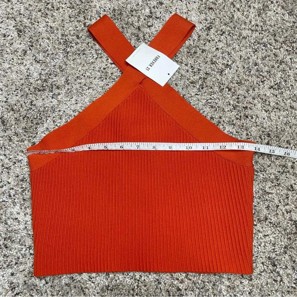 Sweater Knit Crisscross Halter Crop Top in Pompeian Red Small NWT - Image 6