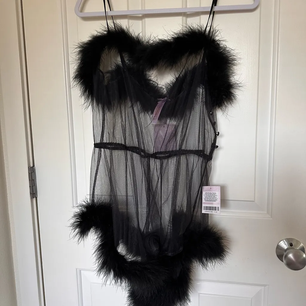 NWT Savage X Fenty Marabou Romper Large Black Size undefined - Image 3