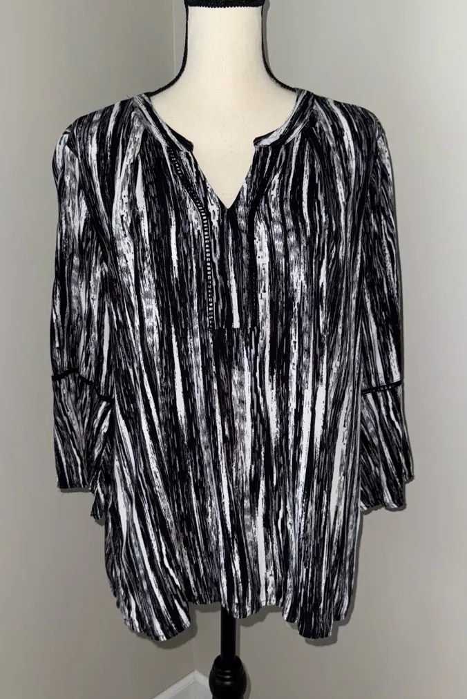 Gloria Vanderbilt Elegant Monochrome Women's Blouse black & White size large - Image 1