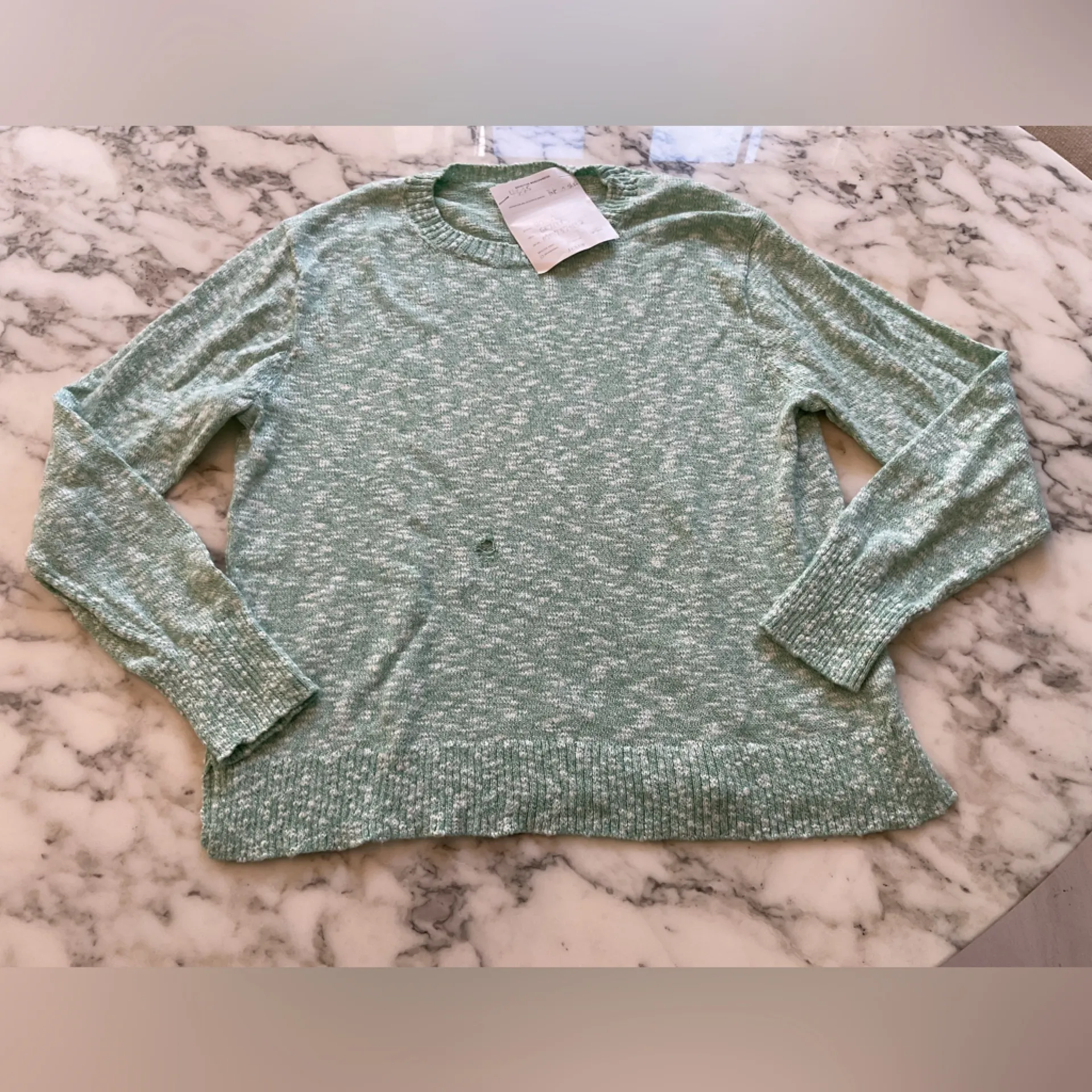 NWOT J Crew Women's Green Beach Sweater Crew Neck Pullover Coastal Sz M - HOLE - Image 4