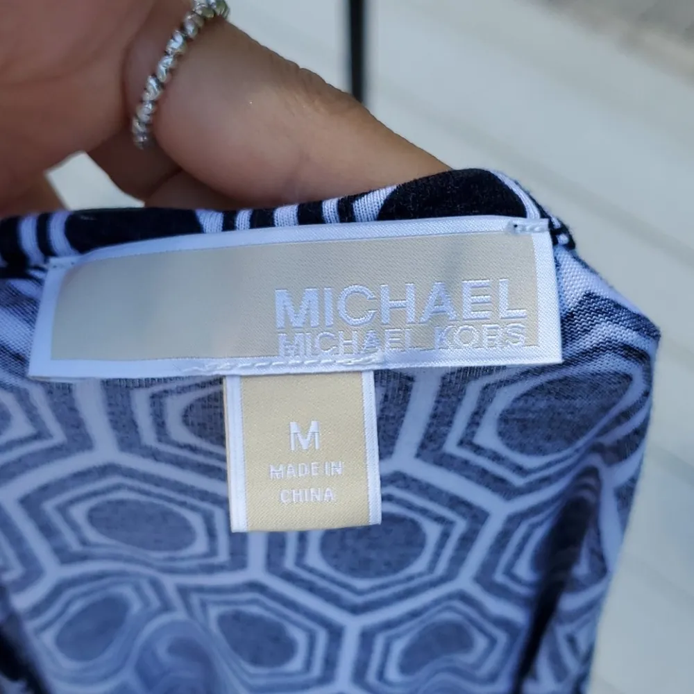 Michael Kors Geometric High Low Short Sleeve Top - Image 5