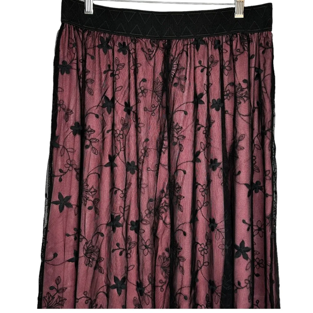 LuLaRoe Lucy Lace‎ Skirt NWT - Image 2