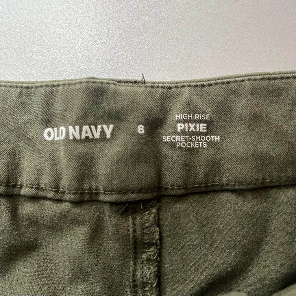 Old Navy Women's Olive Ankle Pants - Image 6