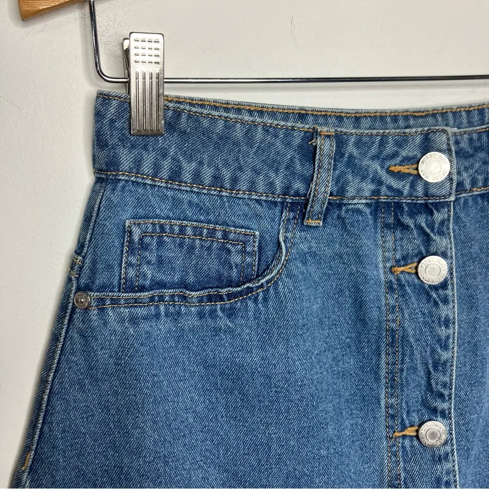 Noisy May short denim skater skirt size small button front - Image 2