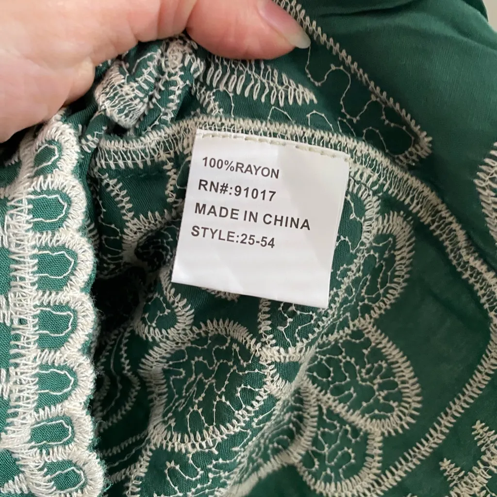 Solitaire Embroidered Floral Bohemian‎ Puff Sleeve Green Cropped Blouse Size XL - Image 4