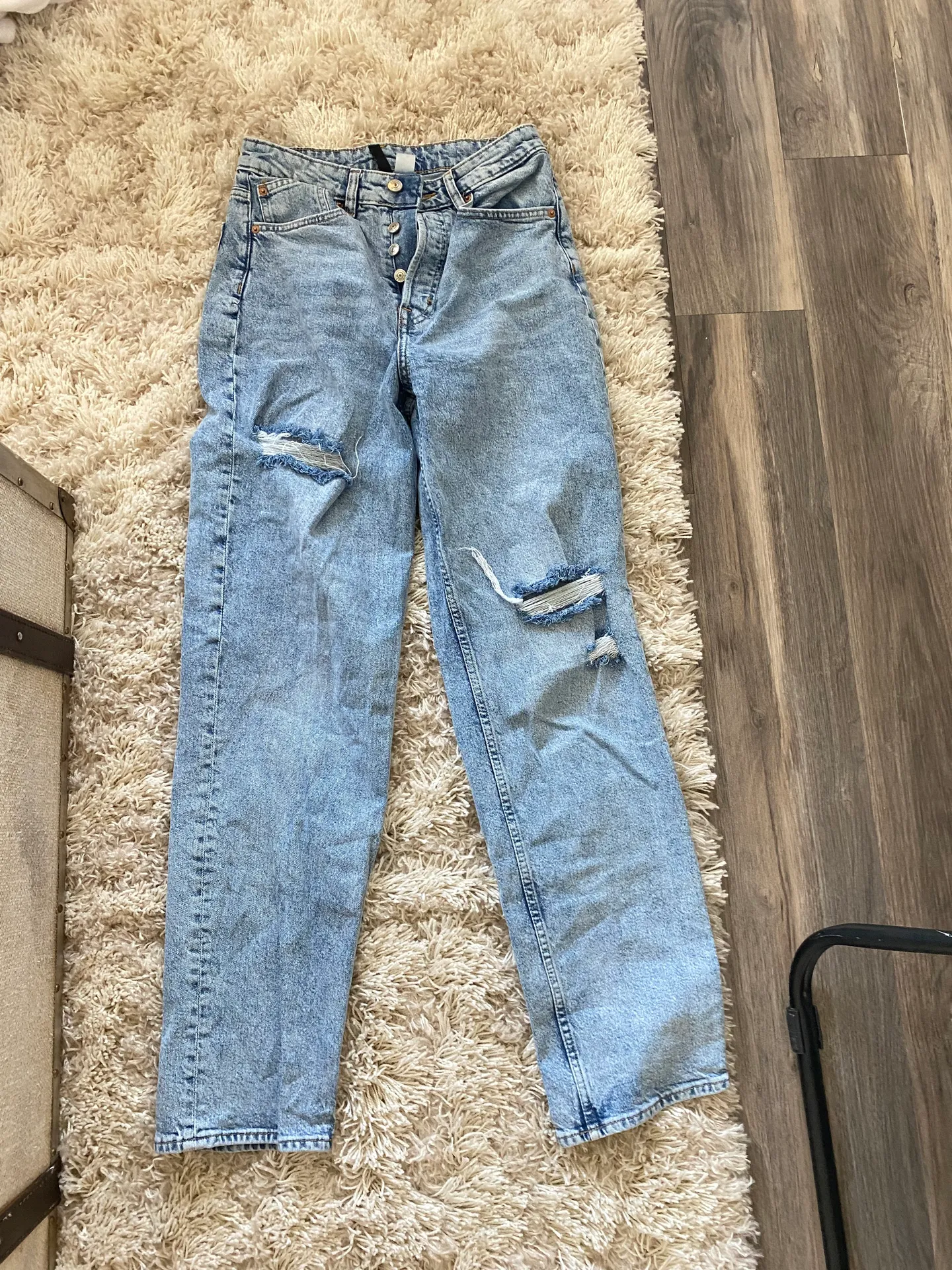 Divided Ripped High Waisted Denim Jean - Image 4