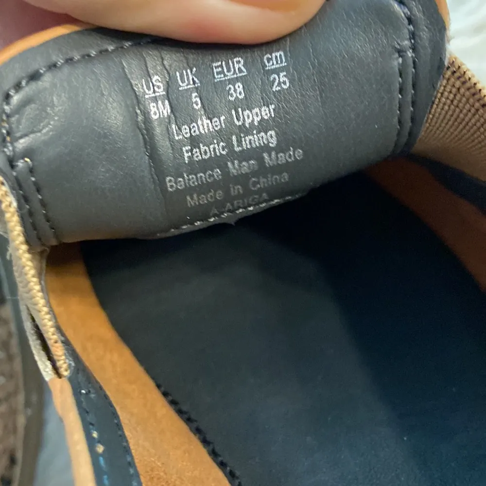 SARTO SHOES size 8M leather color tan and black brand new see all photos - Image 4