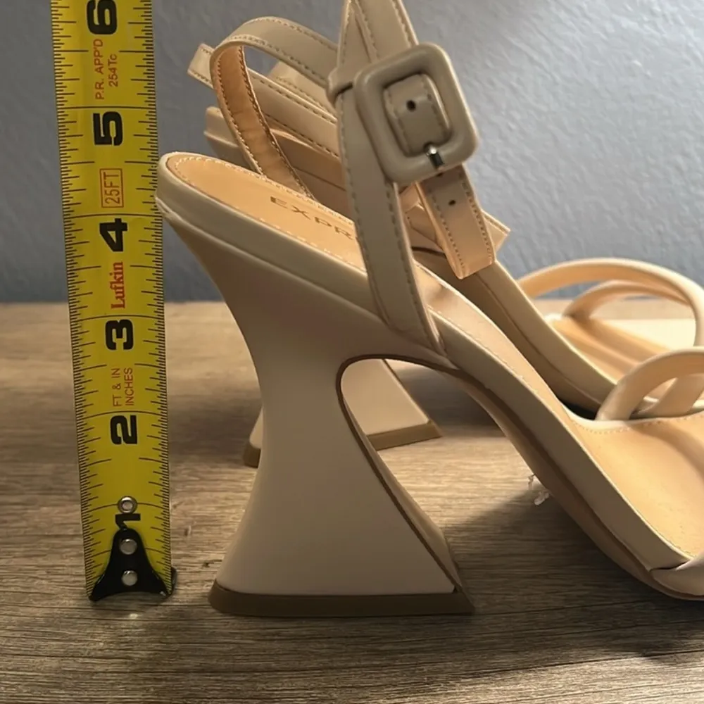 Express Chunky Heels - Image 7