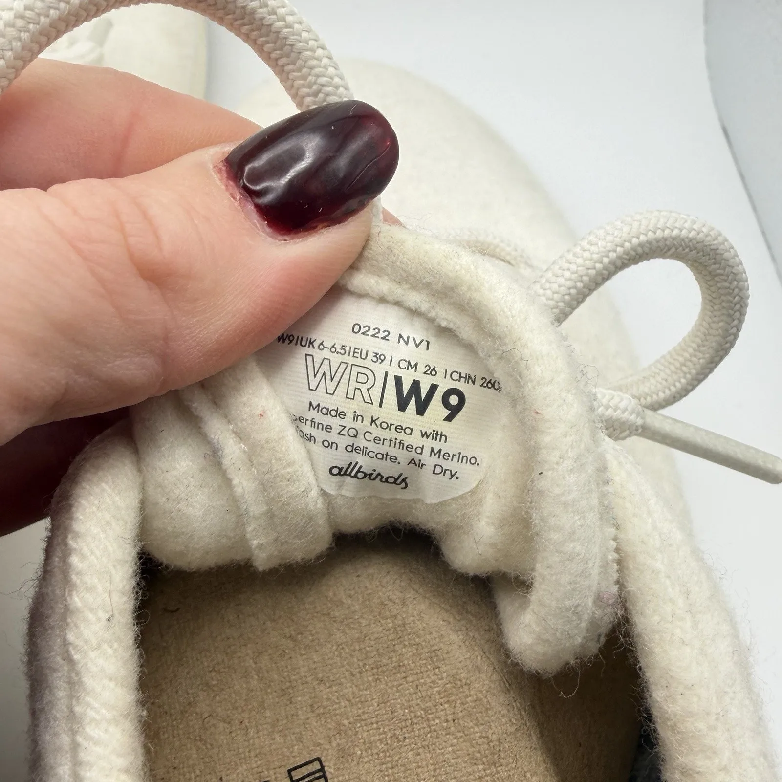 Allbirds Merino Wool Runners Lightweight Sneaker Shoes White Women's size 9 - Image 9