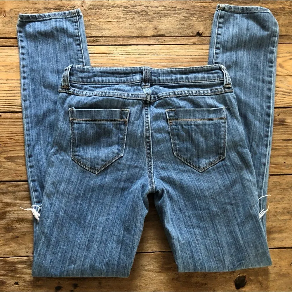 XxI premium denim distressed jeans size 26 - Image 2