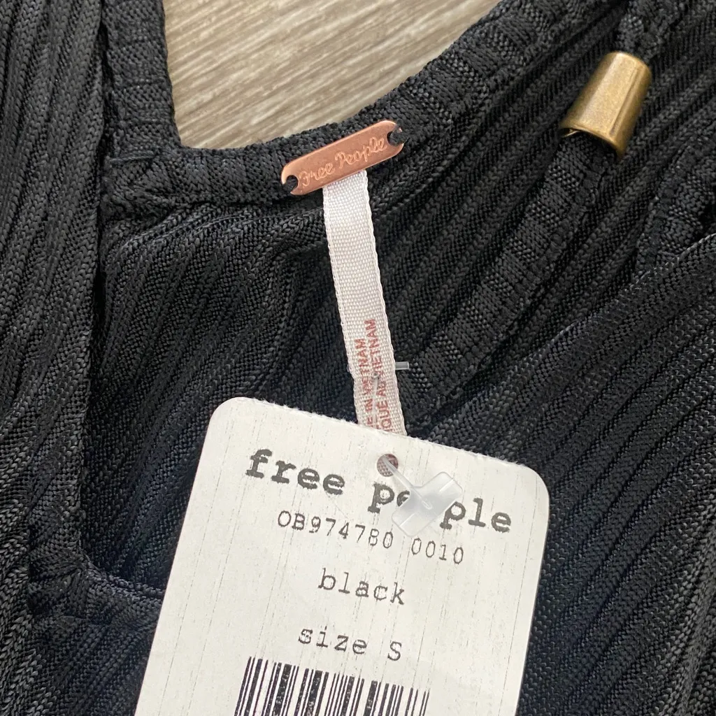 Free People no excuses ribbed ruffle hem tank top black Small NEW NWT - Image 9