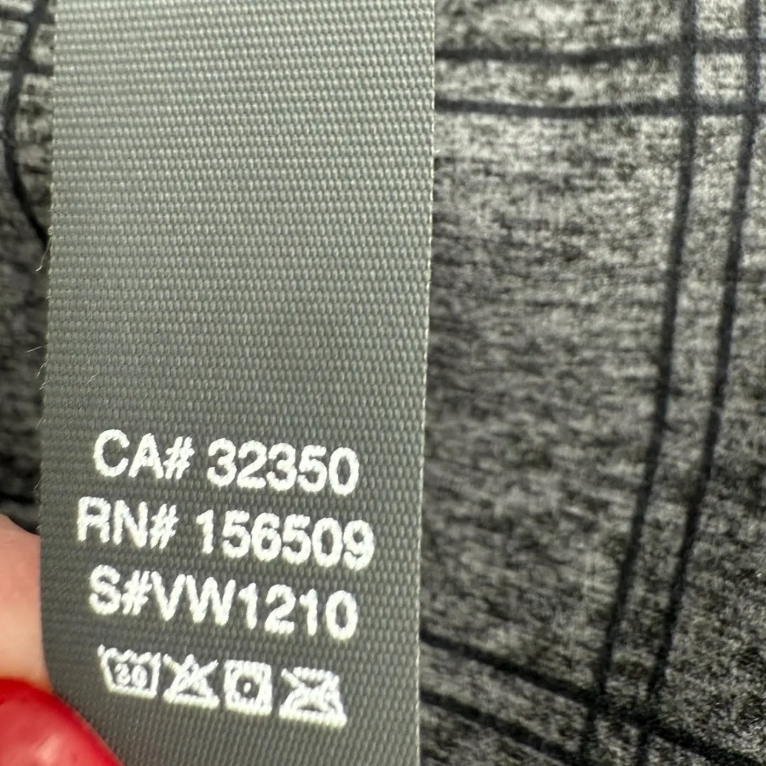 NWT Vuori Elevation Racerback Tank Charcoal Windowpane Plaid Workout Size XL - Image 11