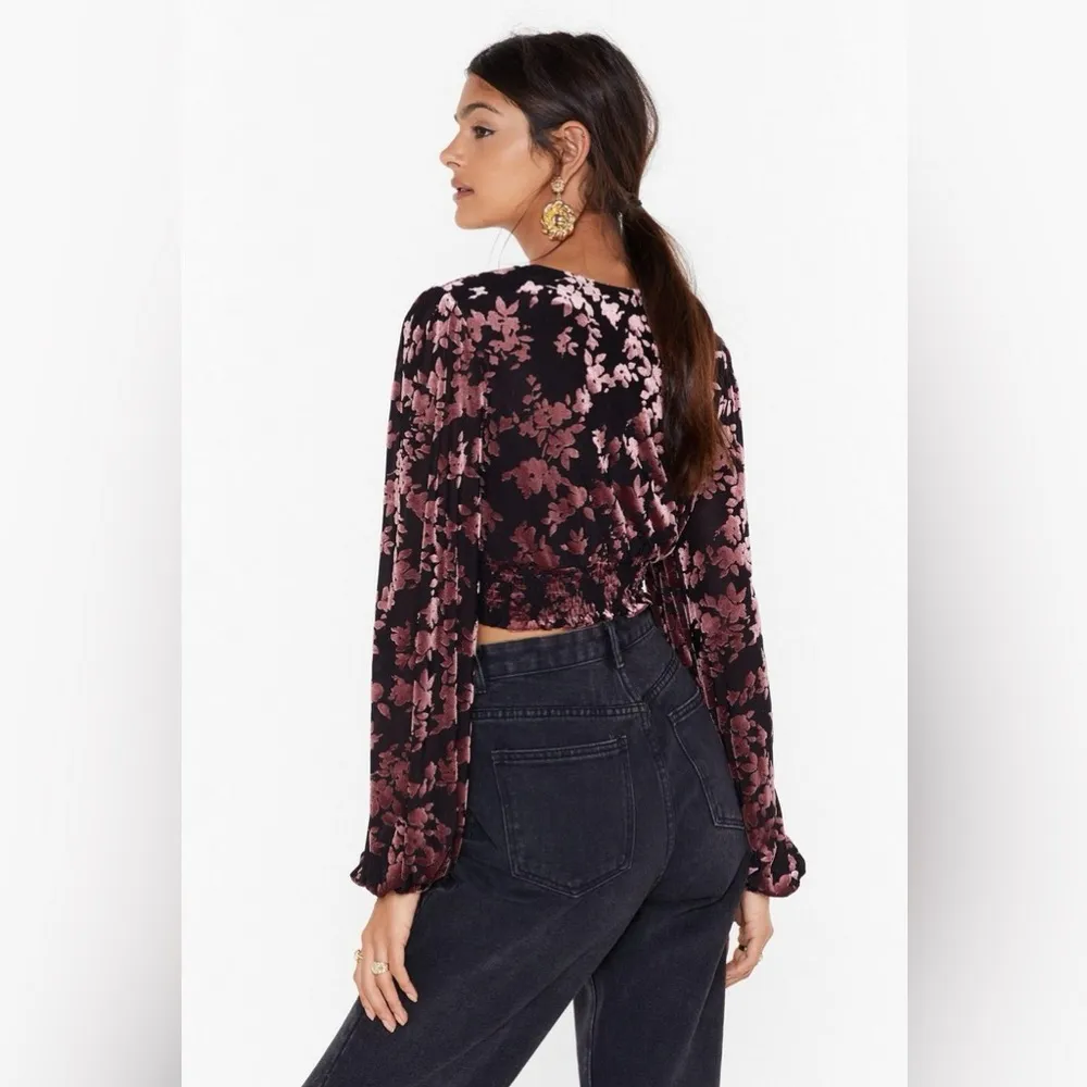 Nasty Gal Collection Grow Business Velvet Floral Crop Top - Image 12