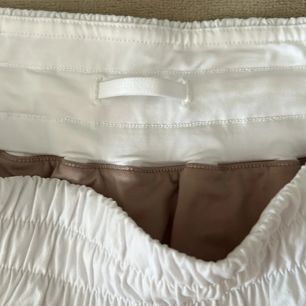 NWOT Lululemon Athletic Shorts - Image 4