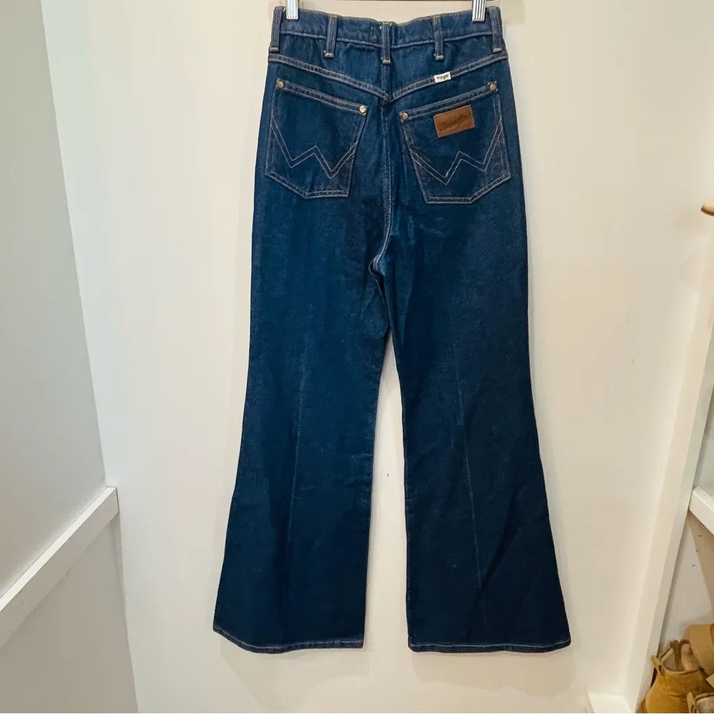 Wrangler ‘70s High Rise Flare Jean High-Waisted Blue Flare Jeans sz 26/32 - Image 4