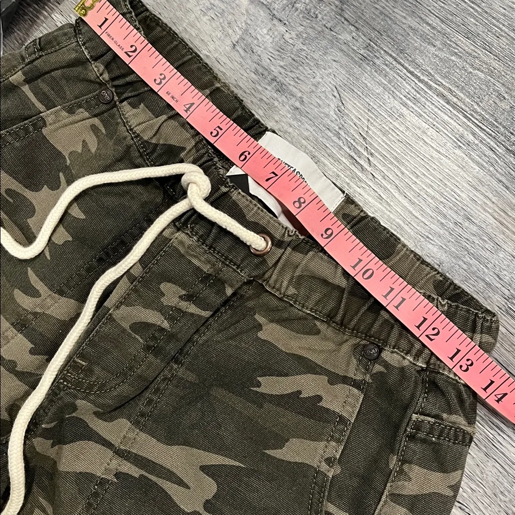 NWT OneTeaspoon Camo Shabbies BF Jeans $198 - Image 12