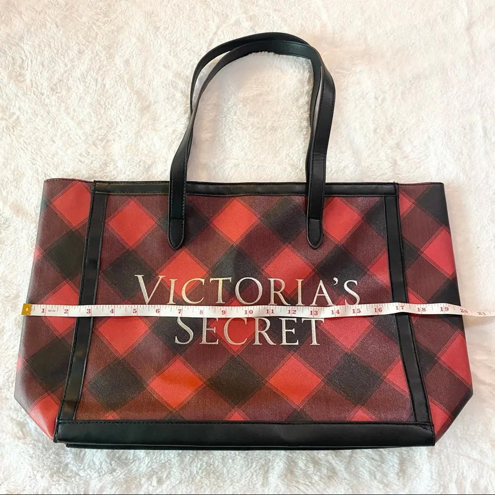 NWOT Victoria’s Secret LIMITED EDITION Weekender LOGO Tote Bag Black & Red Plaid - Image 3