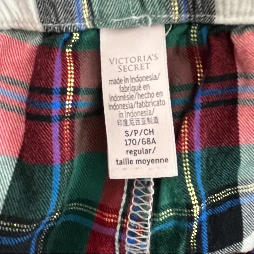 Victoria's Secret Christmas Flannel Plaid Red Green and Gold Pajama Set Small - Image 9