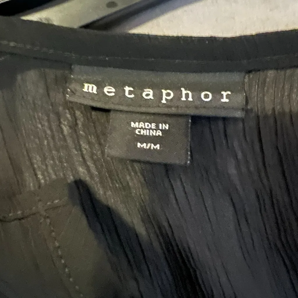 Metaphor Black Sheer Sleeve V - Image 4