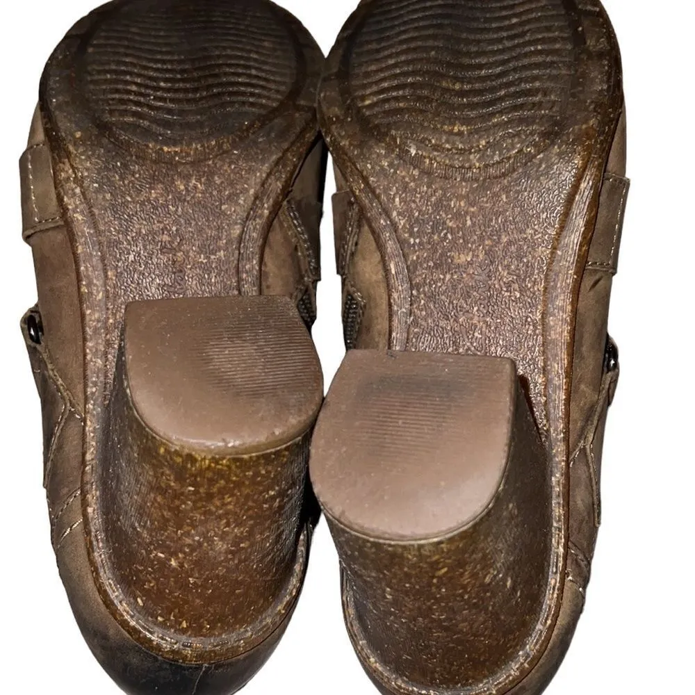 Clarks Brown Leather Booties Size 8 M - Image 4