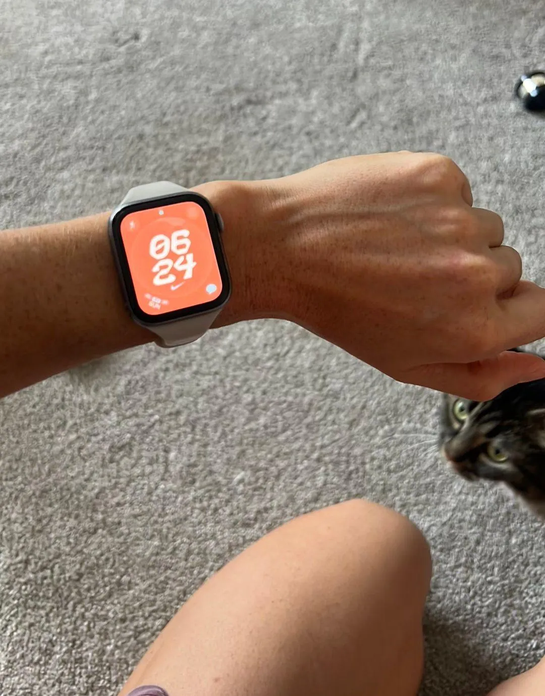 Watch Series 5 44mm - Image 3