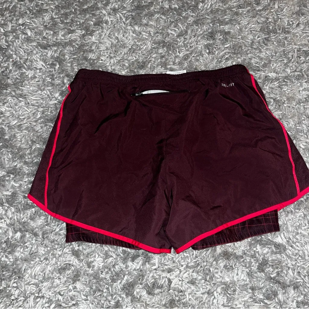 Nike  Dri fit shorts size small - Image 4