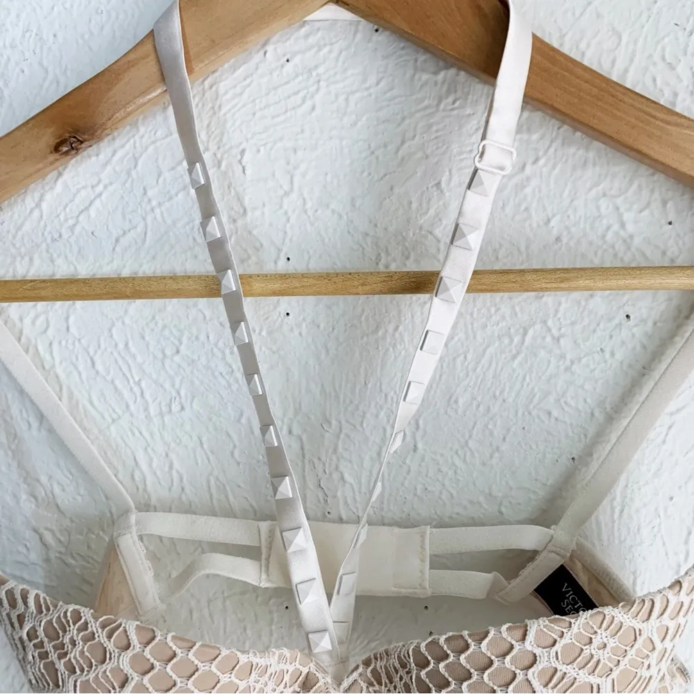 Victoria’s Secret Very Sexy Lightly Lined Plunge Bra studded removable halter - Image 4