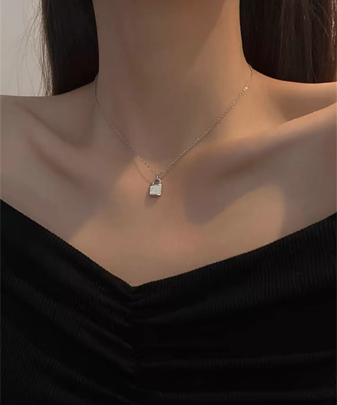 925 silver Plated Lock Chain Necklace - Image 3