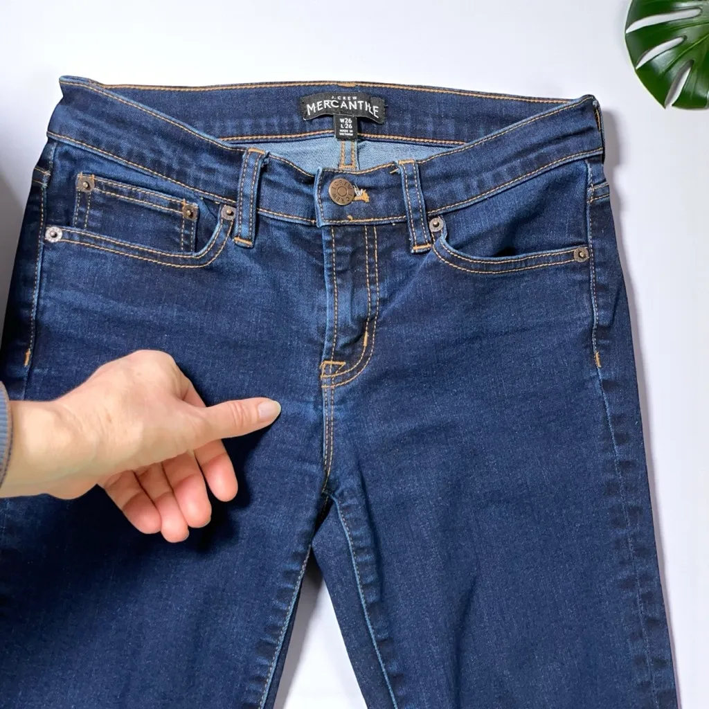 J. Crew Mercantile Mid-Rise Skinny Jean in Rinse Wash - Image 7