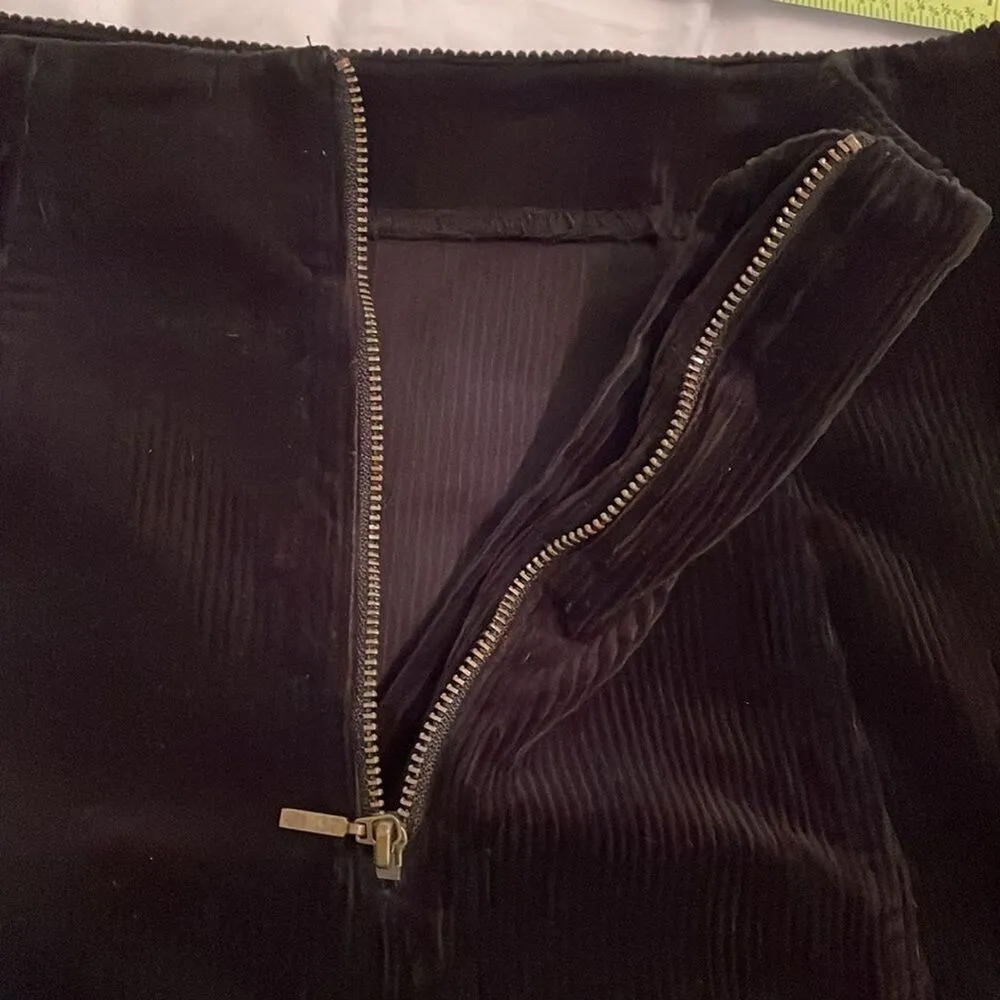 Mi Ami Francesca's Black Corduroy Mini Skirt Womens Size Small - Image 4