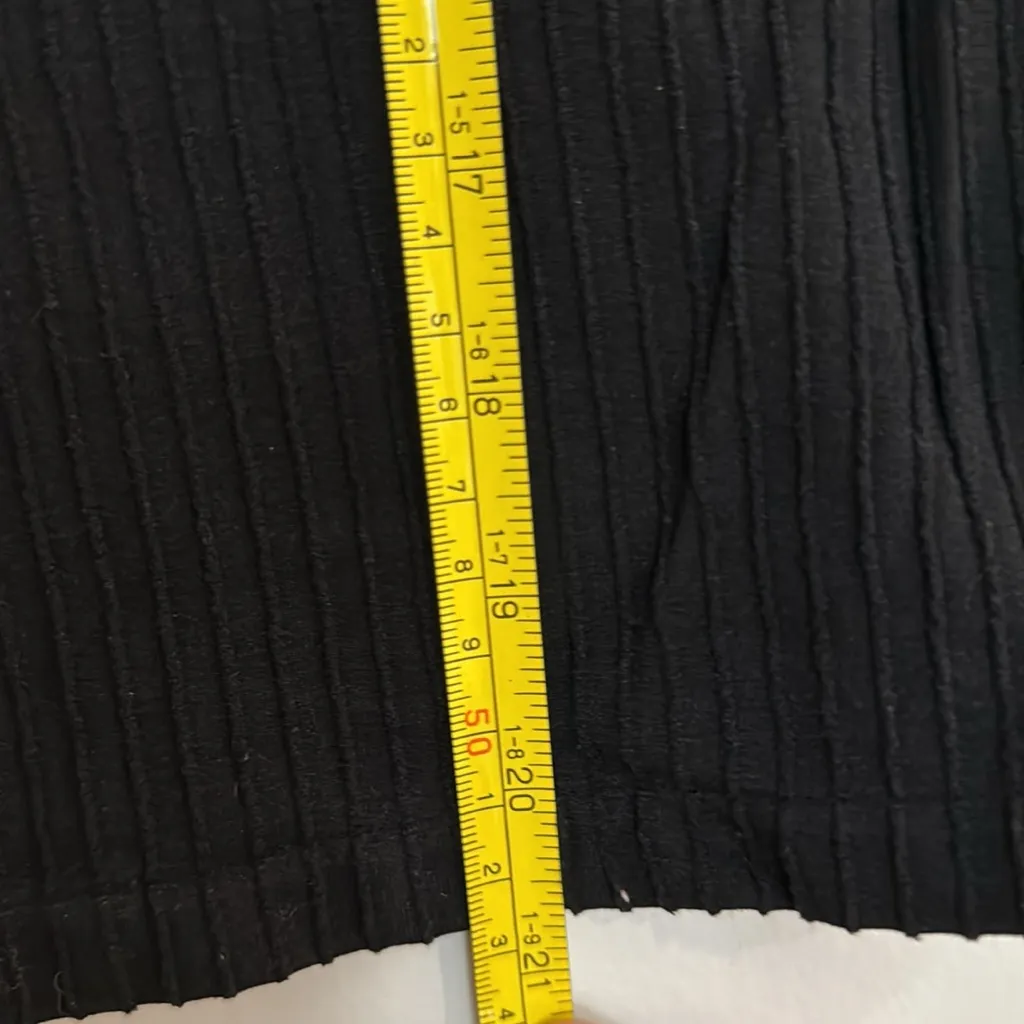 MOVING SALE Forever 21 Classic Black Spandex Pencil Skirt - Image 3