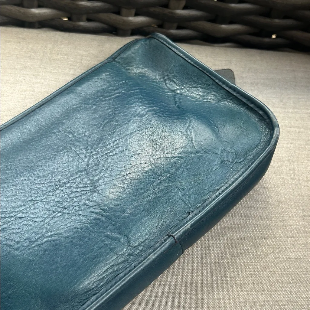 Dorcelle vintage y2k preppy navy blue leather clutch bag USA old money academia - Image 4