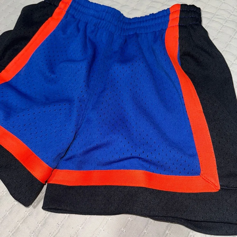 Woman's Shorts Mitchell & Ness NBA Jump Shot Short New York Knicks XS NWT Sporty - Image 3
