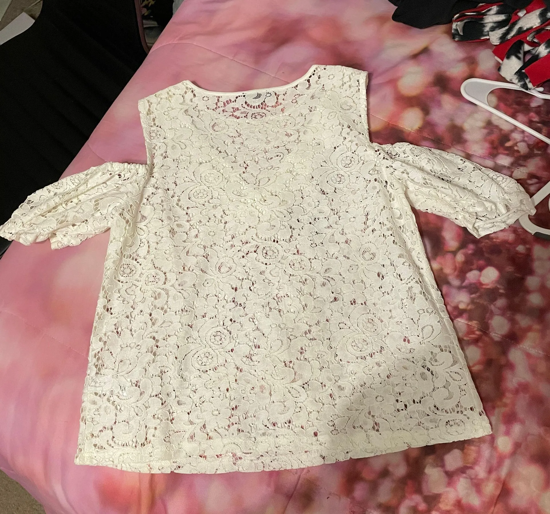 EXPRESS White Lace Cold Shoulder Top - Image 2