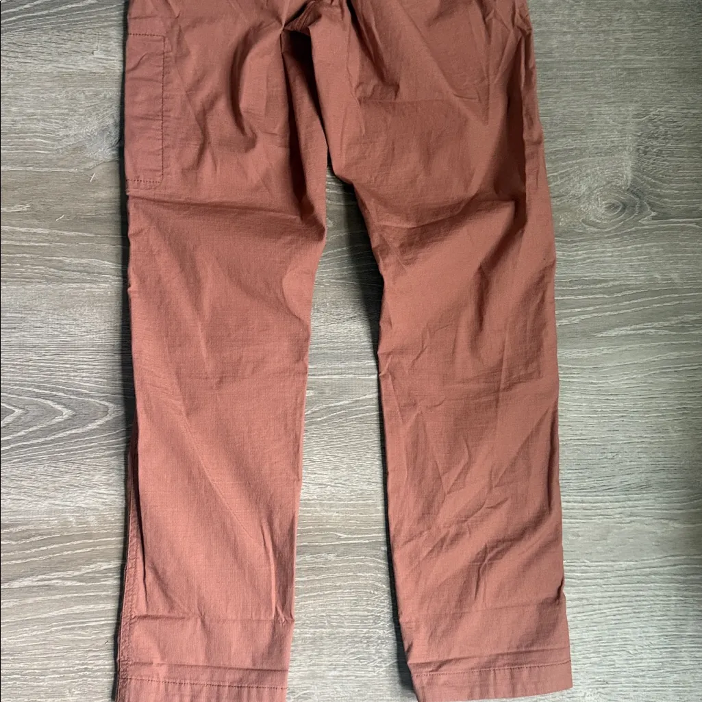 VUORI WOMEN'S RIPSTOP PANT XS - Image 10