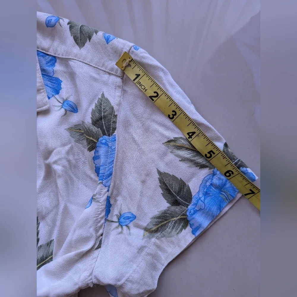 Caribbean Joe Women's Hawaiian Shirt Tropical Floral Sheer Rayon Size M Button - Image 5