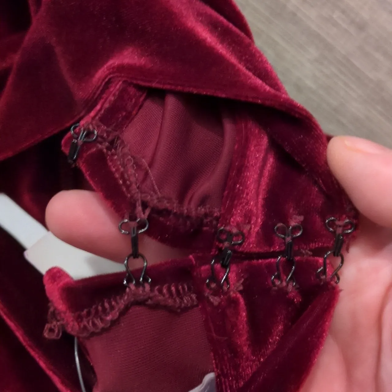 Asos Burgundy Velvet Long Sleeve Mock Bodysuit Size 16 - Image 4