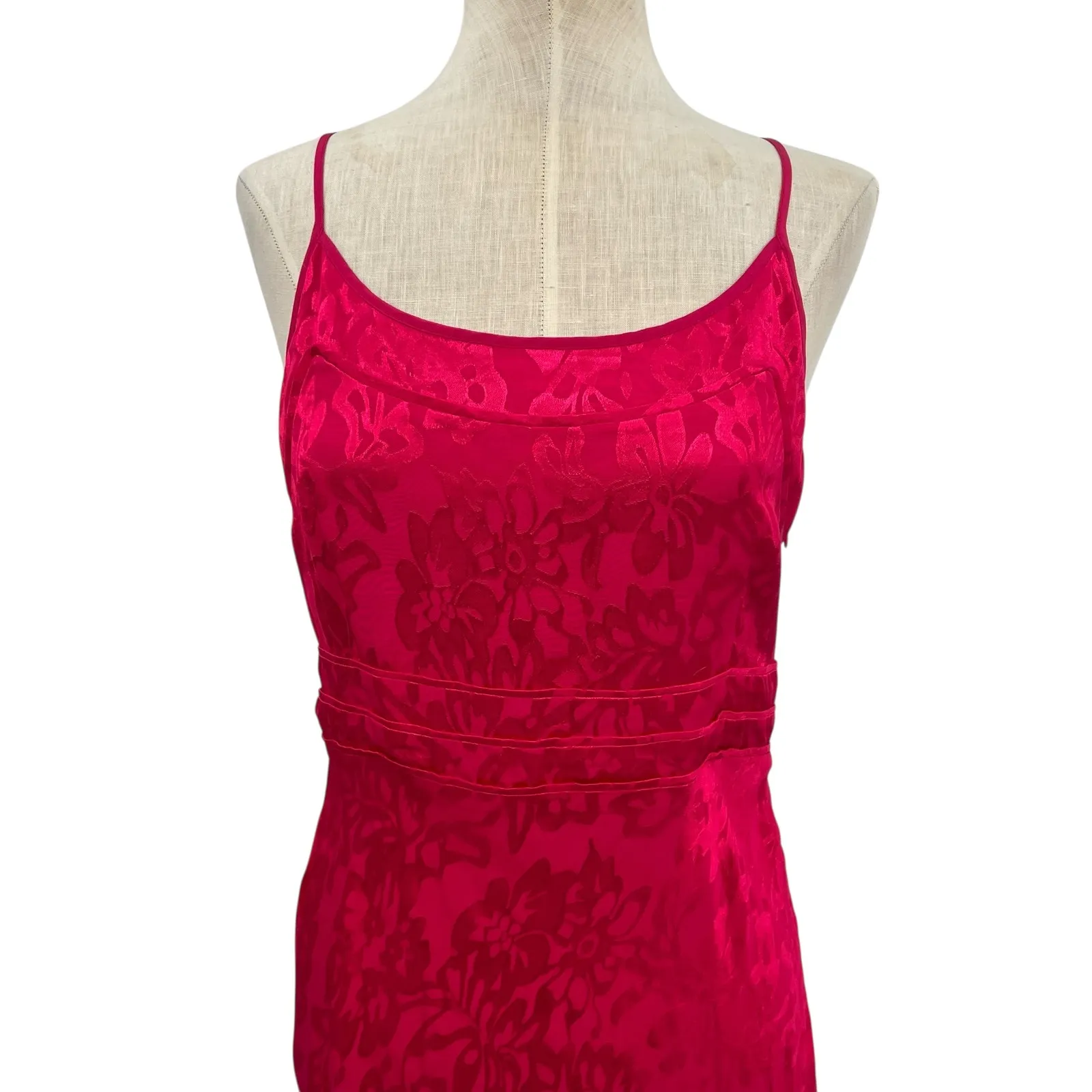 Privacy Please Mia Maxi Dress Slip Maxi Floral Satin Hot Pink Size Small - Image 4