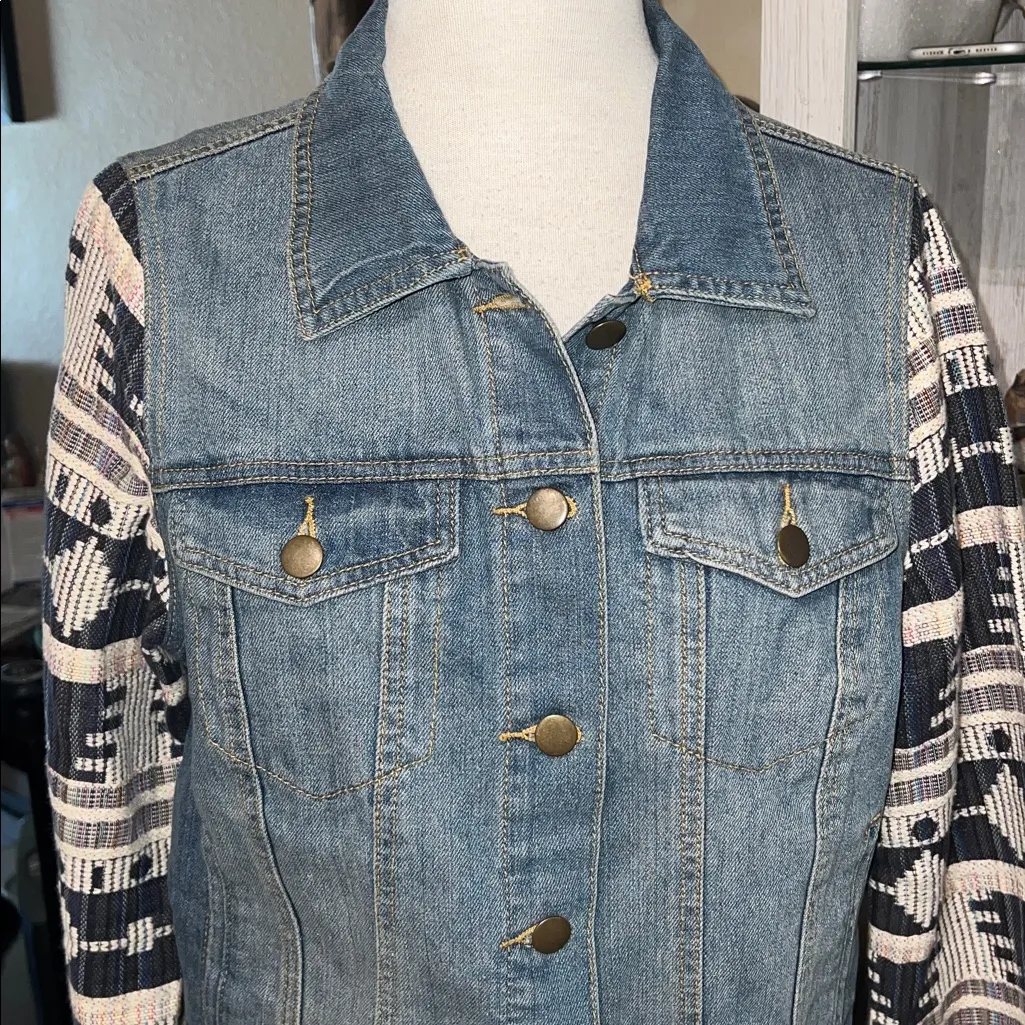 Thread and supply Aztec denim jacket size L Blue Size L - Image 3