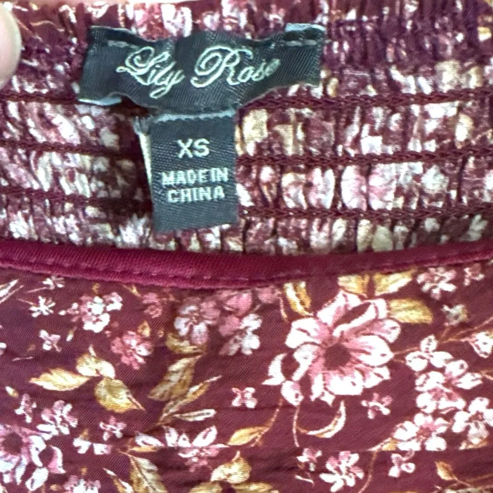 Juniors’ Lily Rose Pleated Bodice Skate Dress XS Wine Floral Puff Sleeve Peasant - Image 4