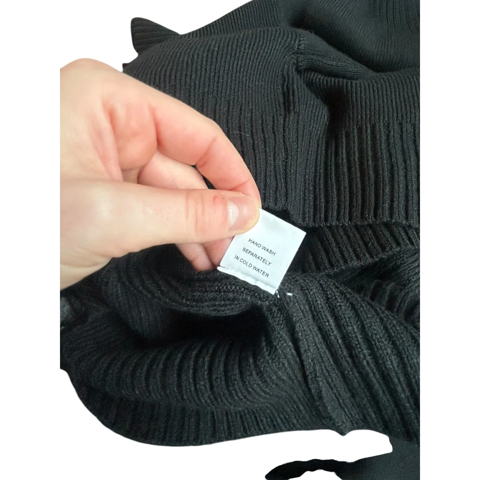 Kittenish Black Mock Neck Cropped Sweater Long Sleeve Ribbed Knit Women's Medium - Image 7