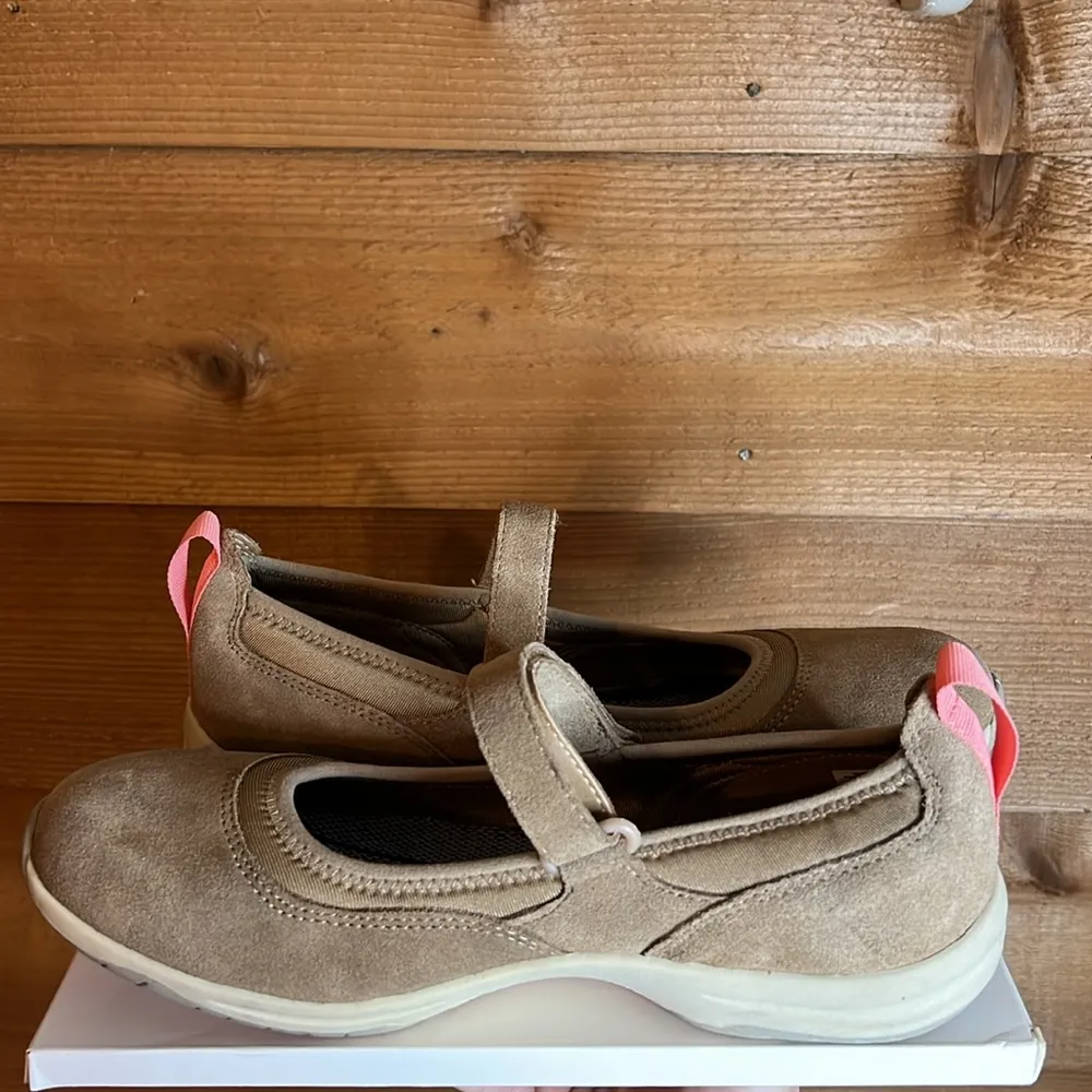 Lands End Suede Comfort Mary Jane Slip On Athletic Shoe Flat Neutral 8.5 Pink - Image 3